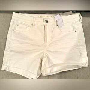 NWT American Eagle White Midi Shorts - Size 12
